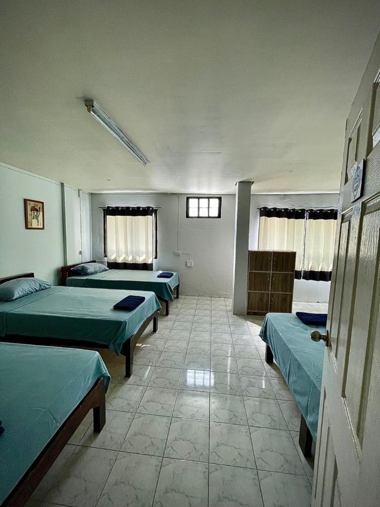 Satop Travelers Guesthouse Chiang Mai Exterior photo